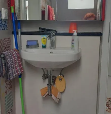 Homestay Little Van Goghs In Munich